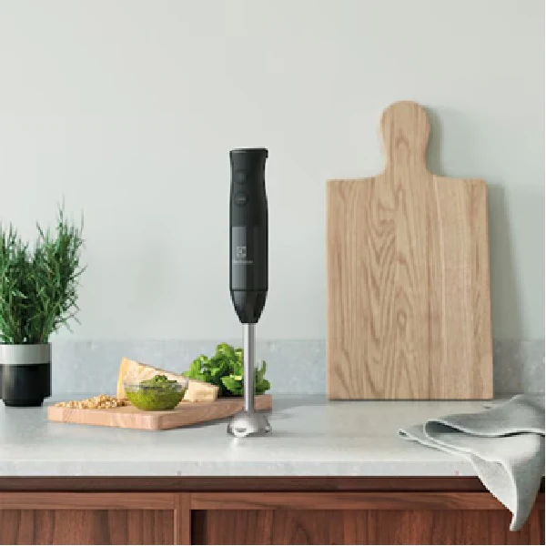 Electrolux E3HB1-880K 500 watt UltimateTaste 300 Hand Blender with 1 Speed - Image 4