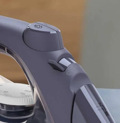 Electrolux E6SI3-61NW UltimateCare 500 Steam Iron 2400W - Image 5