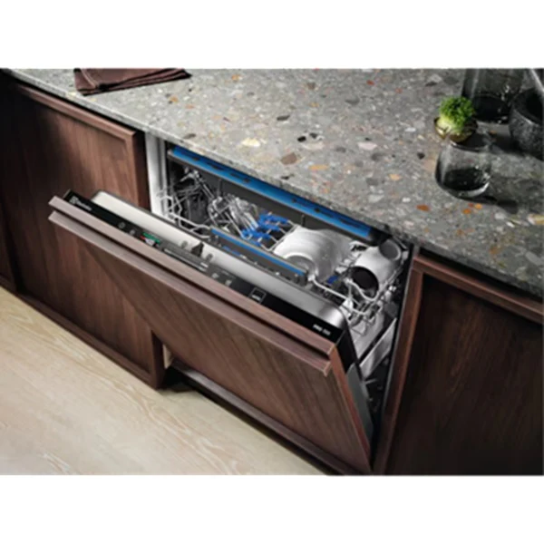 Electrolux EEM48301L 60cm UltimateCare 700 Fully-Integrated Dishwasher with 14 Place Settings - Image 3