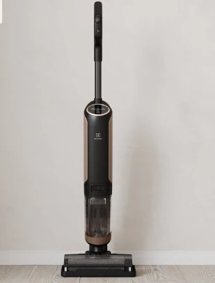 Electrolux EFW71711 UltimateHome 700 Wet & Dry Vacuum Cleaner - Image 4