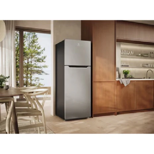 Electrolux ETM3300A-A 334L 600 Series Top Freezer Refrigerator - Image 3