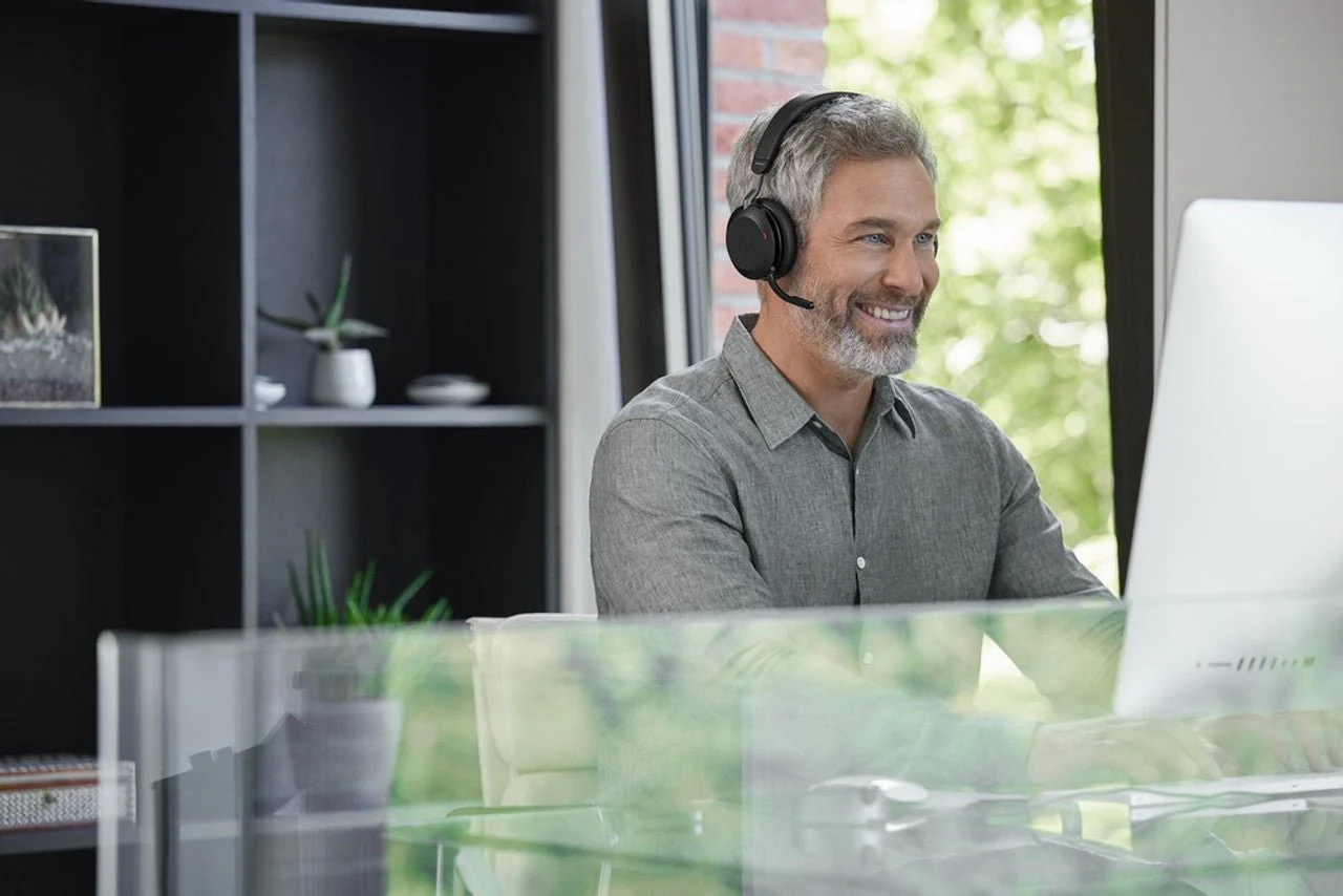 Jabra Evolve2 75 UC Stereo ANC Wireless Bluetooth Headset USB-C 27599-989-899 - Image 4