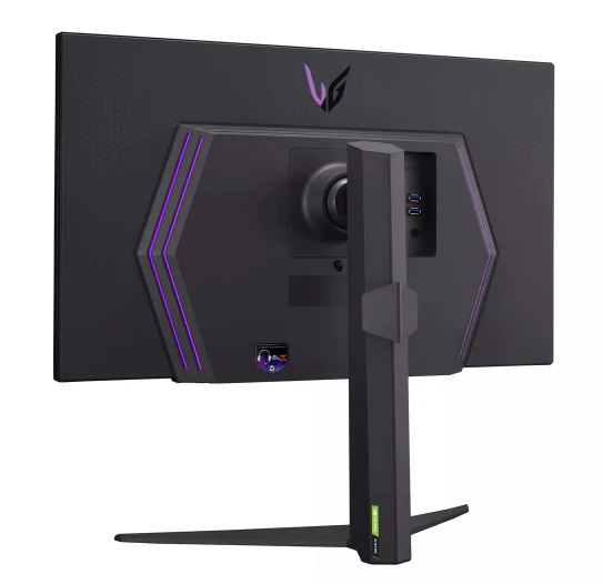 LG 32GR93U-B Copy model name 32” LG UltraGear™ UHD Gaming Monitor with 144Hz Refresh Rate - Image 6