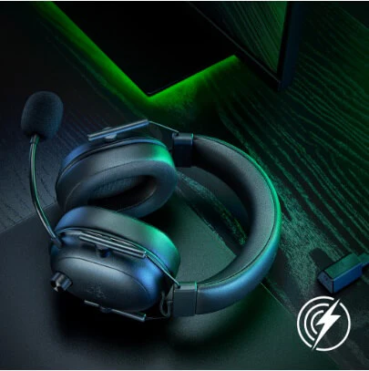 Razer BlackShark V2 HyperSpeed Wireless Headset + Razer Cobra Wired Gaming Mouse - Image 6