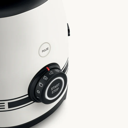 SMEG BLF03PCWUK Blender Carrara White Porsche Collaboration - Image 4