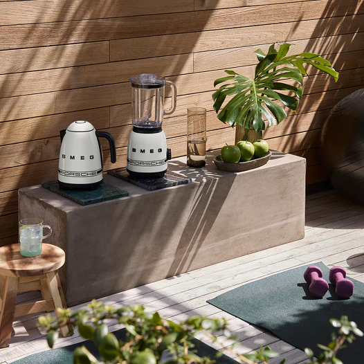 SMEG BLF03PCWUK Blender Carrara White Porsche Collaboration - Image 7