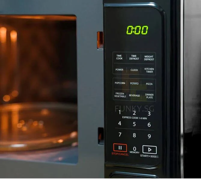 Toshiba MM-EG25P(BK) 25L Microwave Oven - Image 5