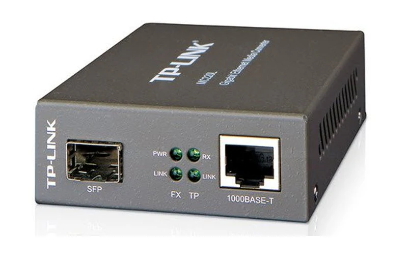 TP-Link MC220L Gigabit SFP Media Converter Hot-Swappable - Image 2
