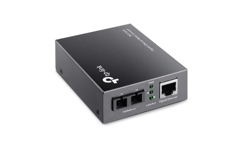 TP-Link Omada MC210CS Gigabit Single-Mode SC Fiber Media Converter - Image 2