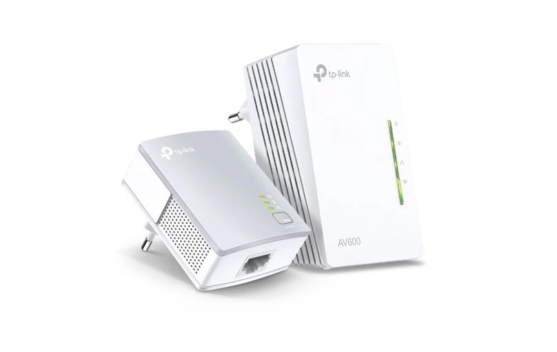 TP-Link SOHO AV600 300Mbps Wi-Fi Powerline Extender Starter Kit WPA4220 - Image 2